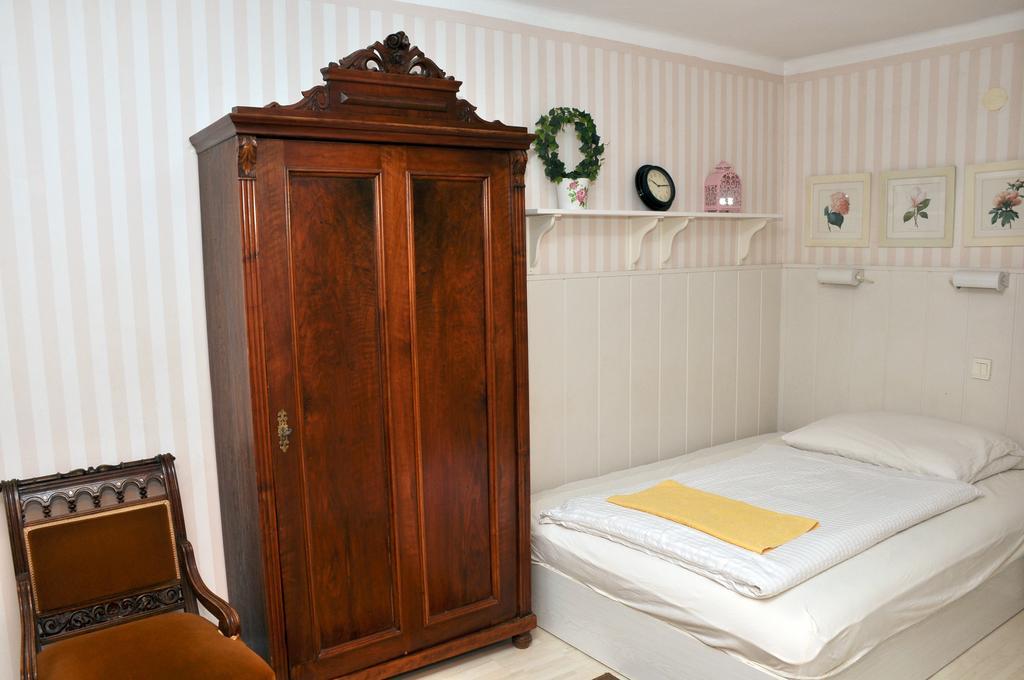 Ida Rooms Lajosmizse Oda fotoğraf